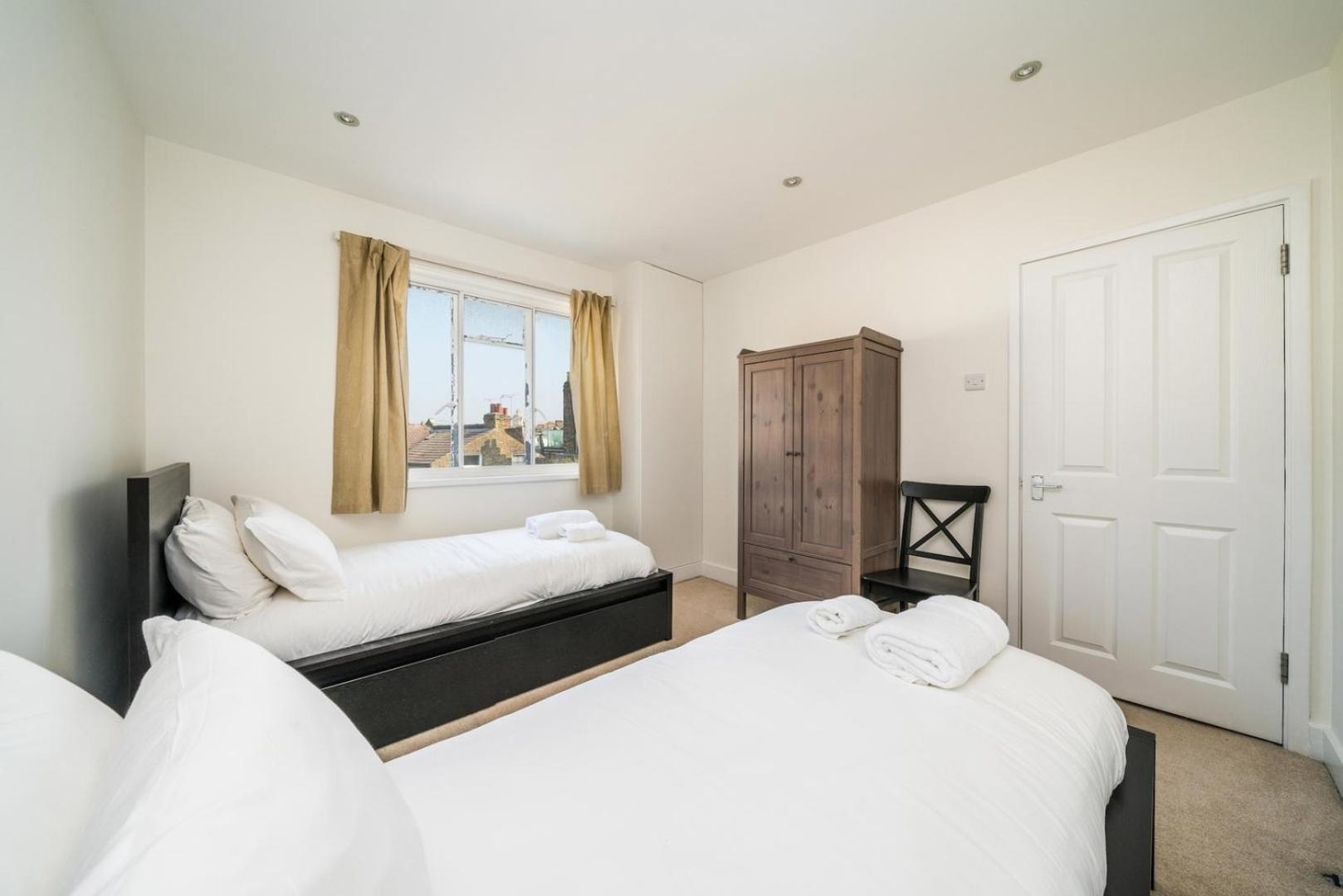 New 2Bd Flat Heart Of Battersea - Close To Station London Exterior photo