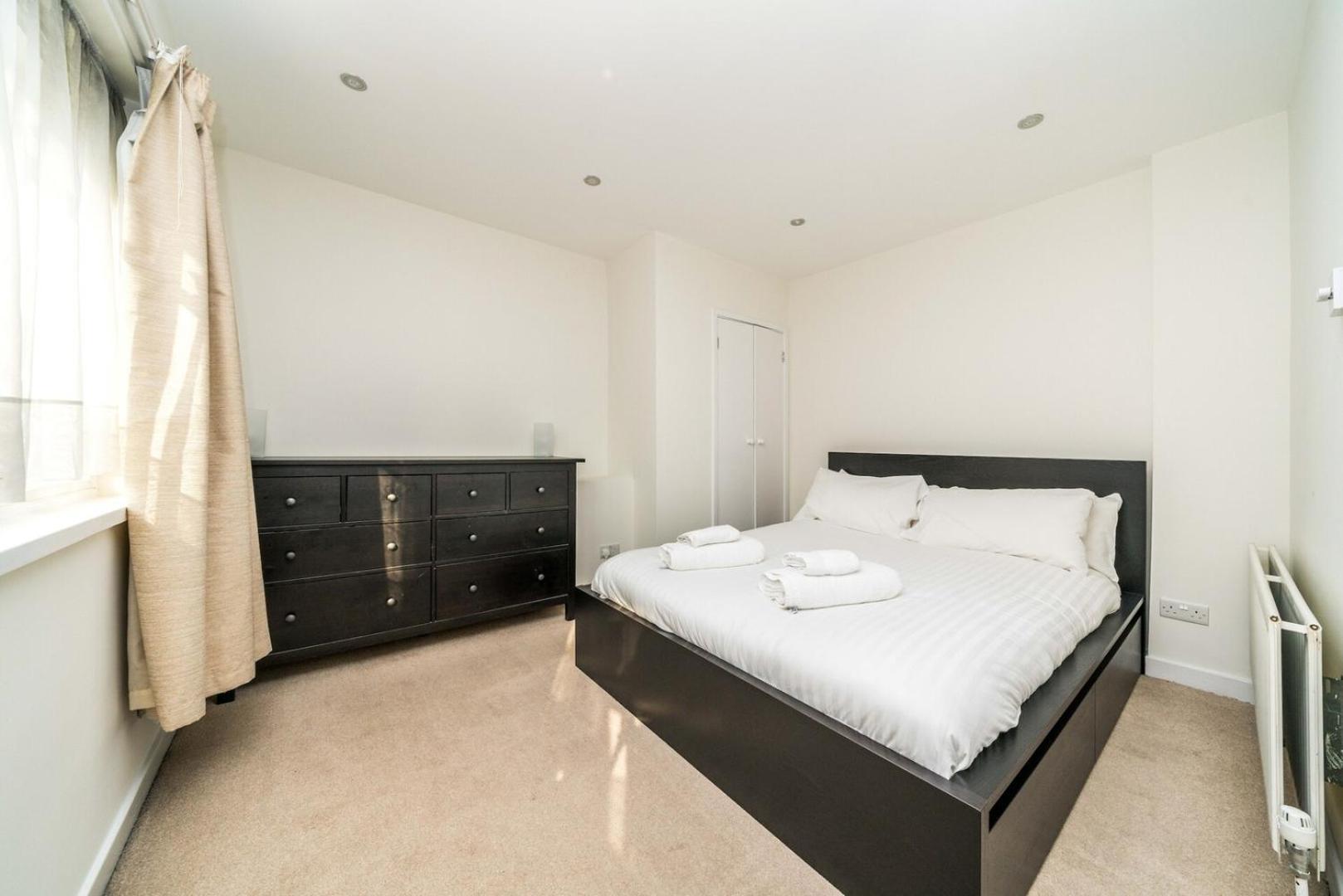 New 2Bd Flat Heart Of Battersea - Close To Station London Exterior photo