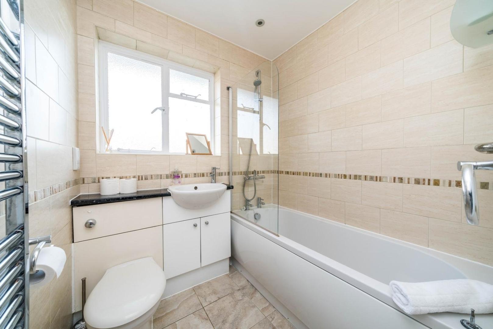 New 2Bd Flat Heart Of Battersea - Close To Station London Exterior photo