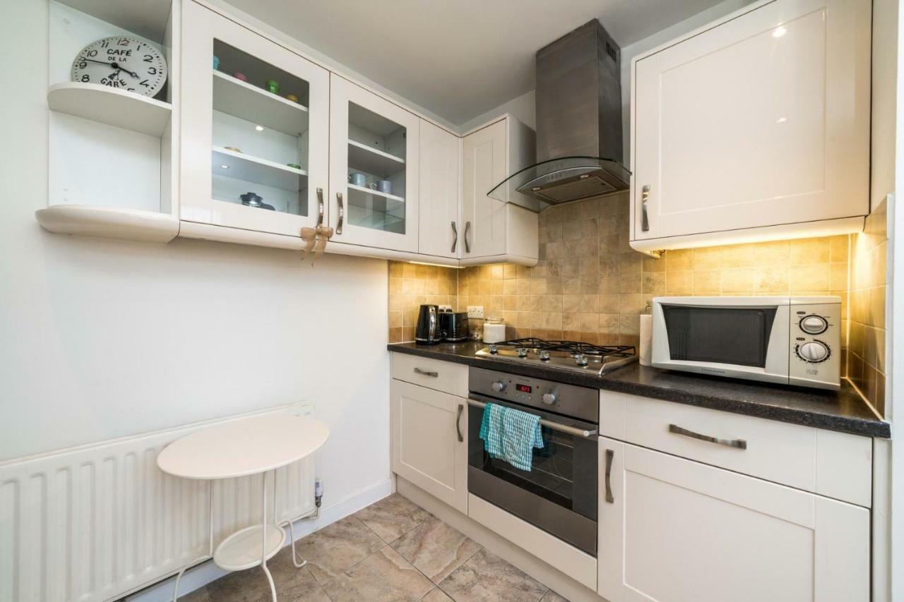 New 2Bd Flat Heart Of Battersea - Close To Station London Exterior photo